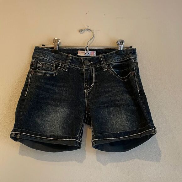 Cute Jean Bermuda shorts - Picture 2 of 6